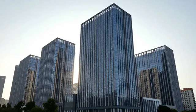 技术开发中的适配方案：场景应用与维护建议
