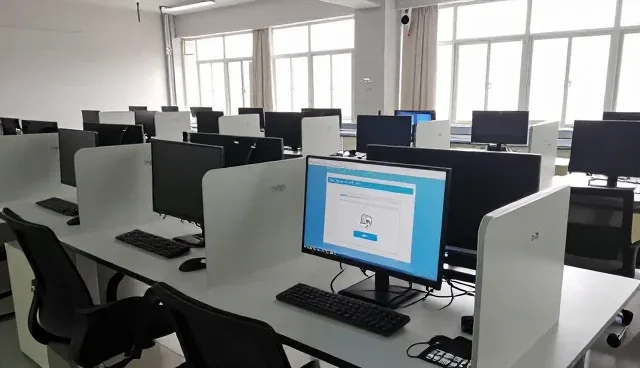 系统稳定性保障中的技术培训实践与常见问题应对