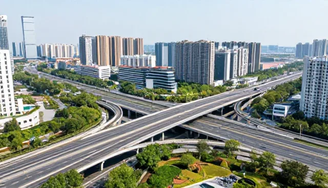 网站推广专家：本地化营销如何助力域名业务增长