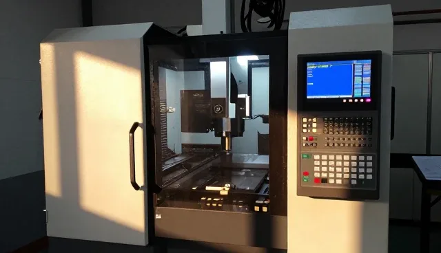 提升设备效率的关键：数控加工中心选型关注点解析