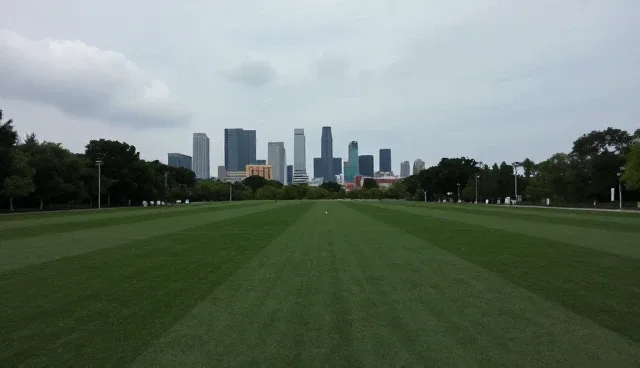 中小客户网站建设维护中的技术选型关键点分析