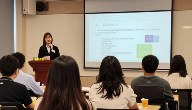 资源协调如何重塑管理培训服务的可靠性