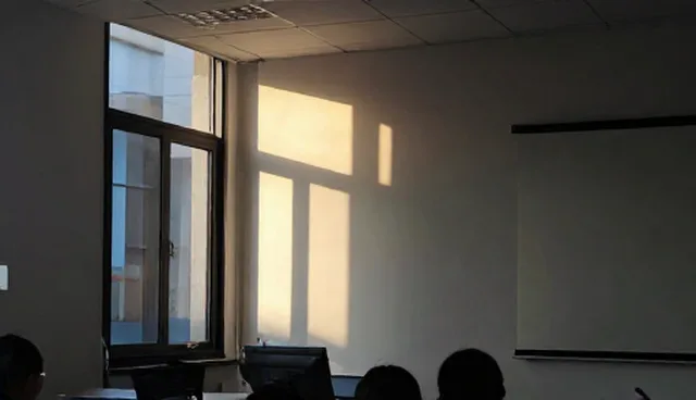 安装调试中选型关注点：技术培训与自主操作的取舍