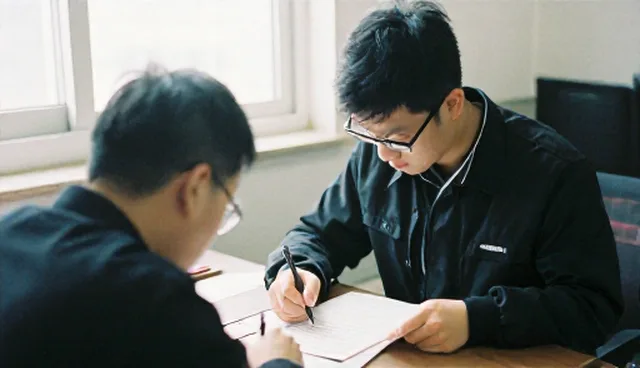 课堂管理能力提升：教师资格认证培训中的关键选型考量