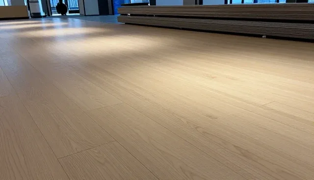 区域市场趋势下的地板批发供货策略分析