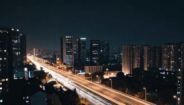应用开发选型建议：技术应用的适用条件与选择依据