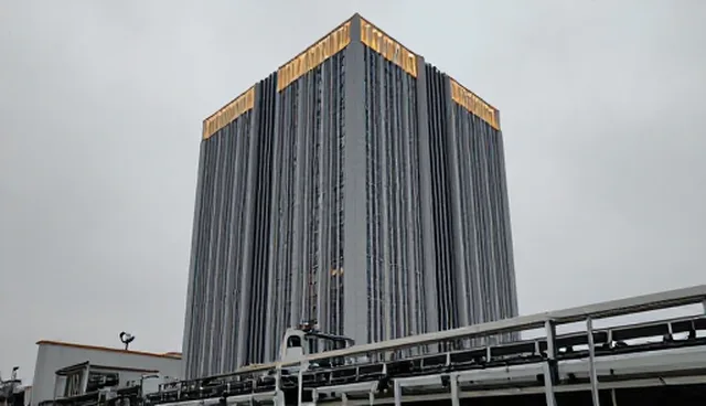 自动化装配线建设中人工与机械的取舍分析
