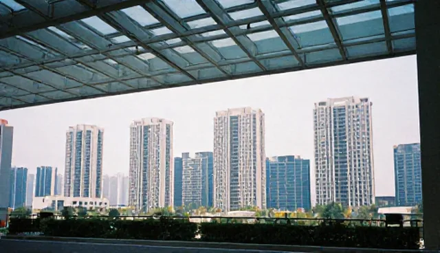 网站建设业务发展趋势下的选型与维护建议