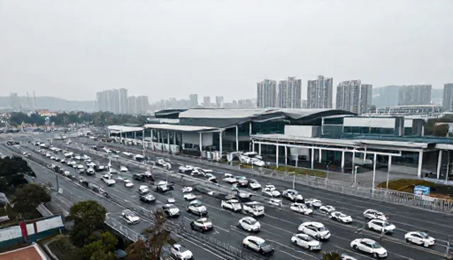 商品采购中的集中与分散模式比较及选择