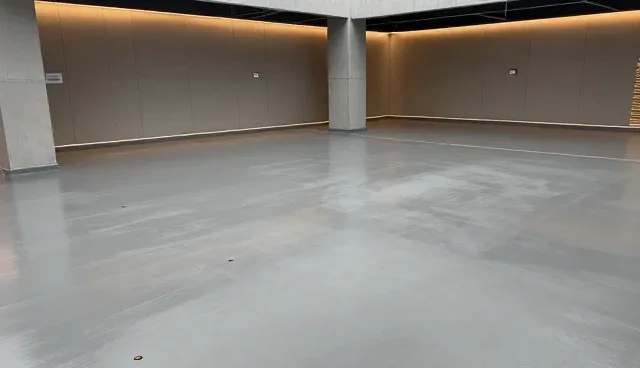 土建施工中如何选择合适的地坪材料
