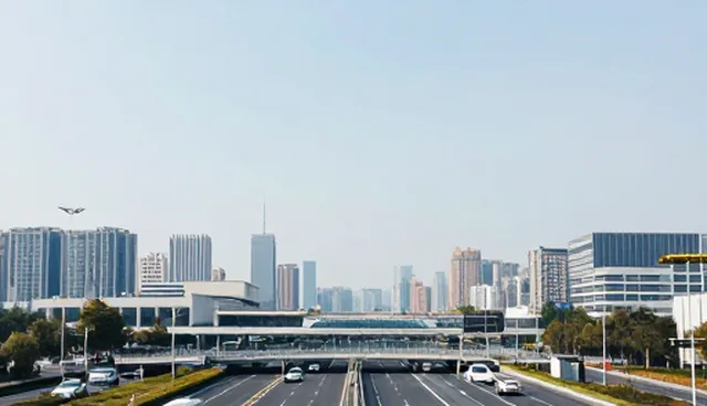 企业信息更新：选型关注点与维护建议