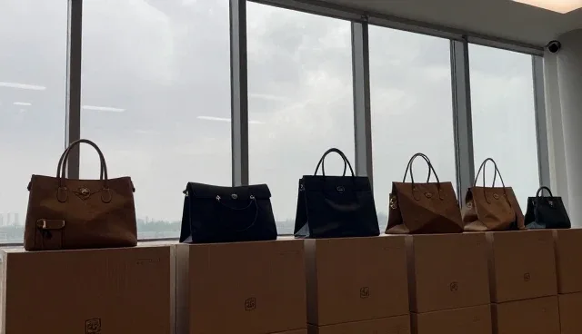 会务执行中性能提升的两种策略对比