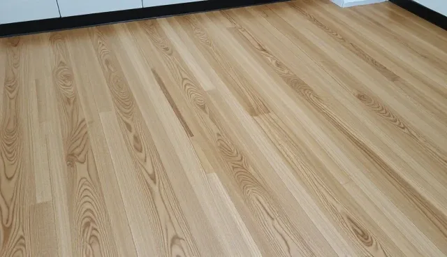 实木地板选型与维护建议，提升装修质量