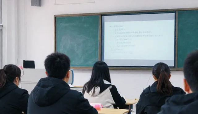 如何通过方案设计提升设备兼容性