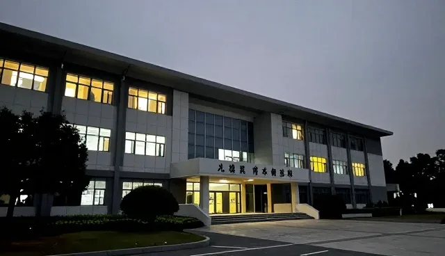 洗车设备选型中需关注的核心性能指标分析