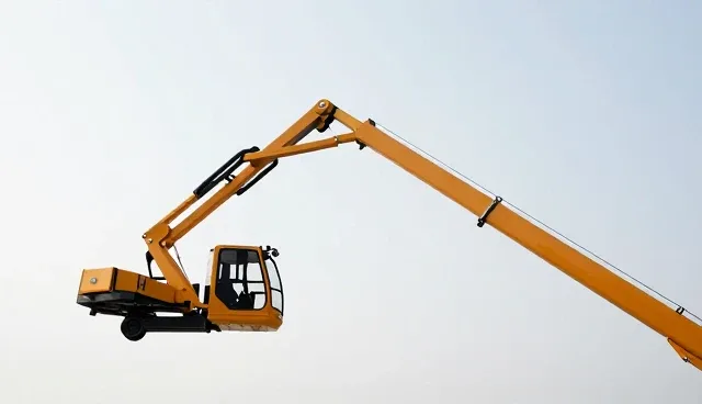 高空作业车选型关注点及维护建议
