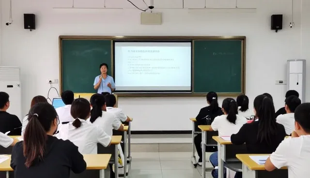 企业级硬件采购时如何选择适合的设备类型