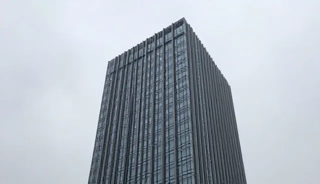豪华商务包车选型中的日常维护关注点解析