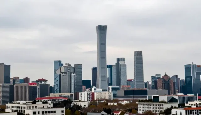 线上平台搭建在不同行业的实际应用与挑战