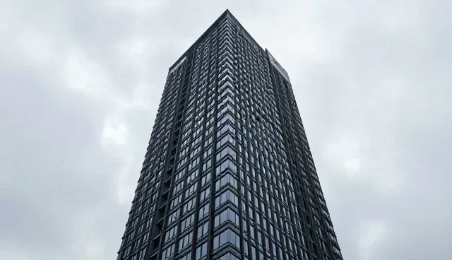 直播运营中平面设计如何选择合适工具？