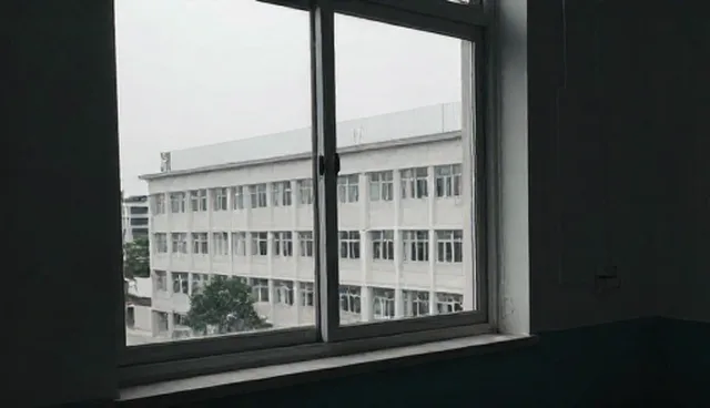 如何有效利用合同审查服务包规避法律风险