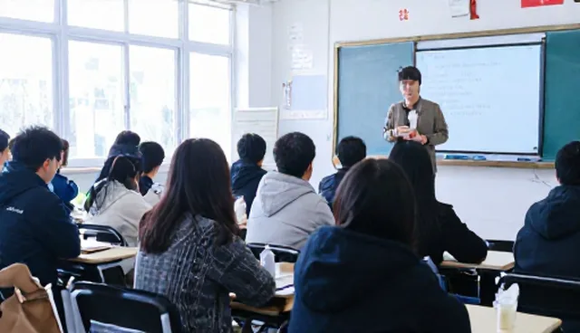 教学资源选型中的场景适配策略分析