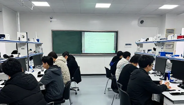 商务信息中的决策支持应用与适用边界