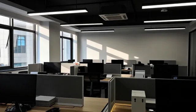 东莞关键词优化外包：应用场景分析与灯光设计策略