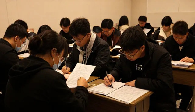 如何根据学习基础选择合适的教学资源