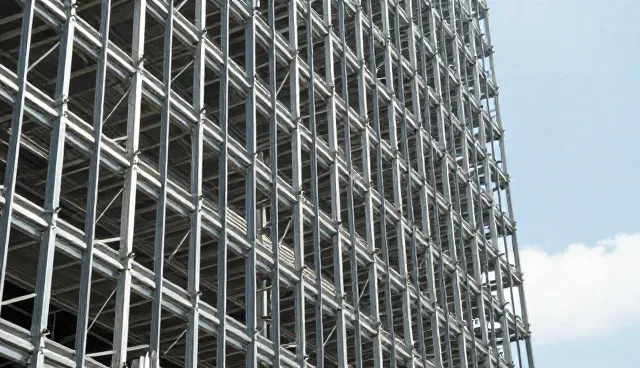 金属支架在仓储环境中的使用误区与维护建议