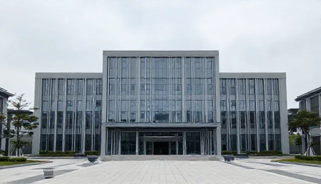 服务器选型与运维：短视频内容运营的高效支撑