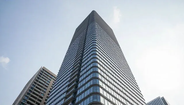 域名注册服务选型与性能优化建议