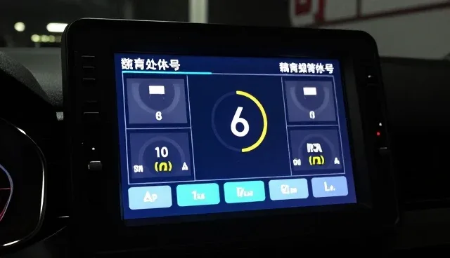 工程技术服务选型时，如何判断是否适合本地需求？