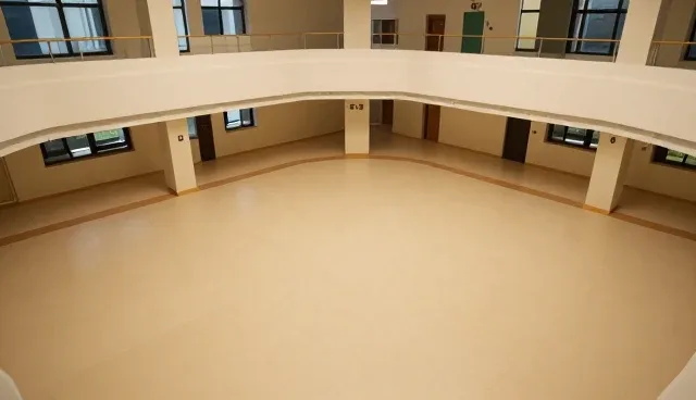 提升合作效率的技术选型策略与方案设计建议