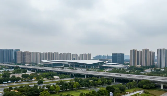 软件开发中地区差异对维护策略的影响原因