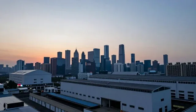 网站建设解决方案：服务维护与企业名录查询服务的深度结合