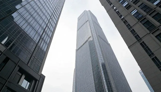 如何通过性能表现优化礼品采购流程