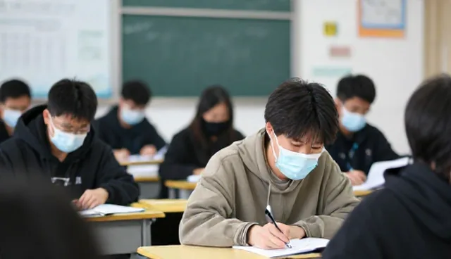 教师发展中的师资问题与应对策略