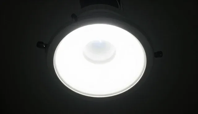 LED筒灯在亮化工程中的实际使用与维护策略
