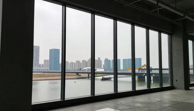 企业官网设计：如何通过定制门户网站实现文化传播与活动运营