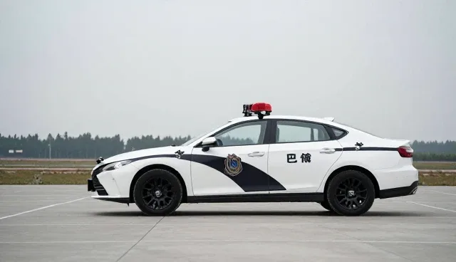 警用巡逻车安装调试中常见问题及应对策略