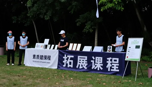 智能学习系统在教学实践中的选型关注点分析