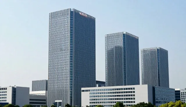 来图定制服装加工中常见问题及解决方案