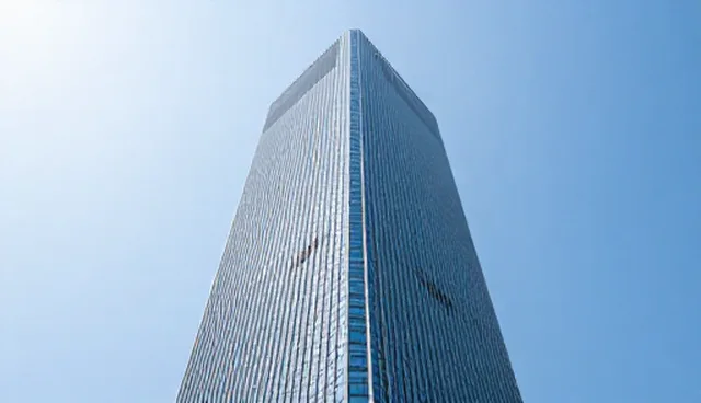 短视频代运营：自建团队与外包服务的取舍分析