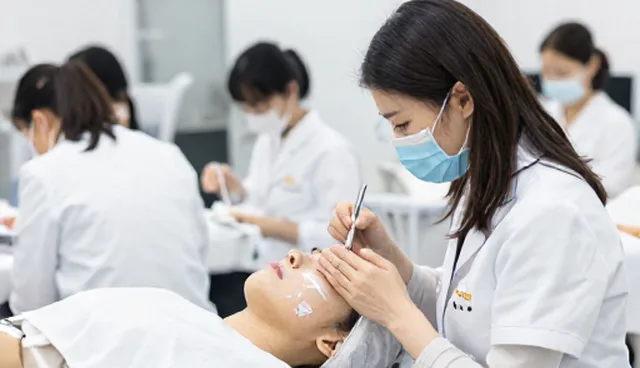 美容培训中如何选择适合的美容项目技术？