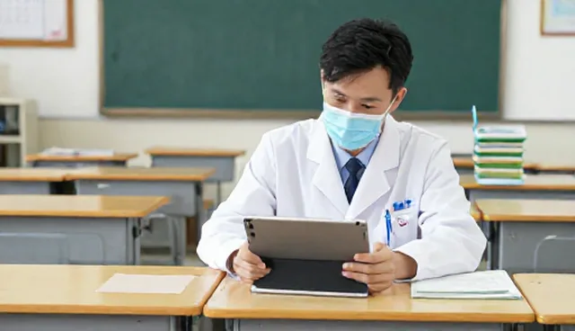 小程序商城在域名管理中的实际应用与场景分析