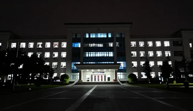 媒介投放中精准匹配与广撒网策略的取舍
