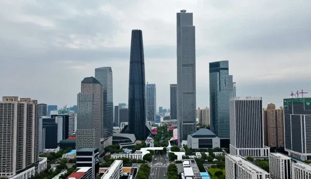 企业管理系统选型中限制因素如何影响成本控制