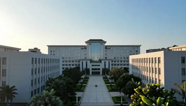 西宁网站设计选型与使用中的关键问题解析