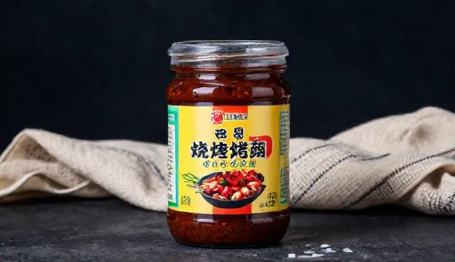 地方特色美食在休闲食品选型中的关键考量